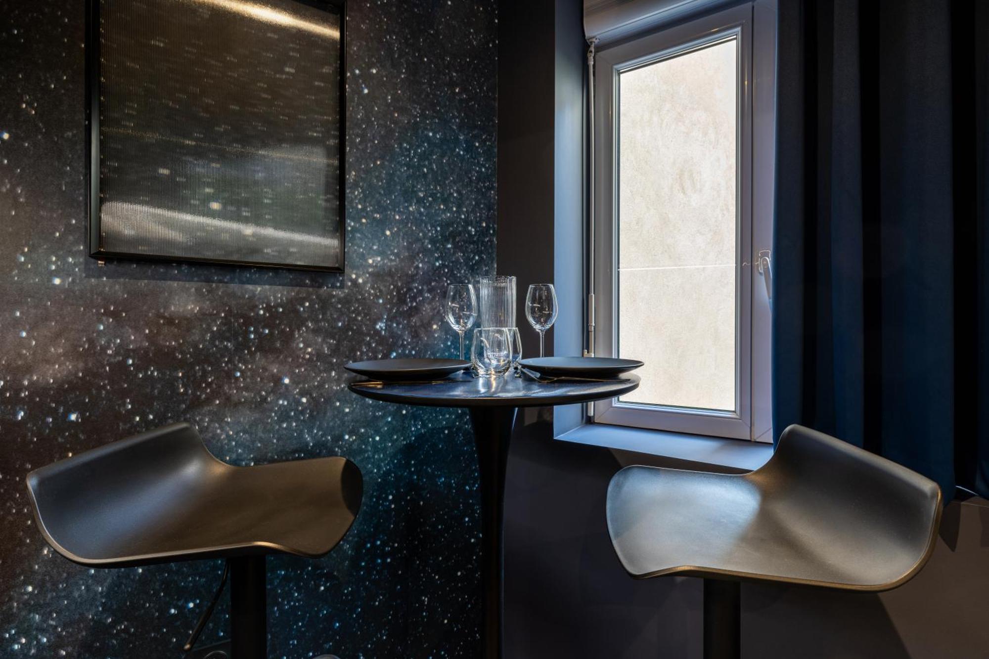 Апартаменты Galaxy La Tete Dans Les Etoiles Риом Экстерьер фото